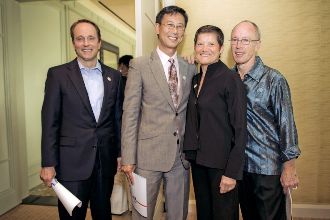 20100708_aids-action-committee-25-years-5