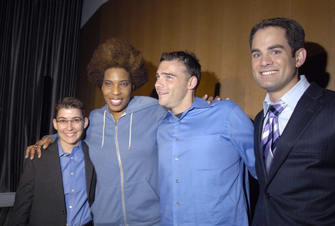 20101112_macy-gray-mass-equality-concert-1
