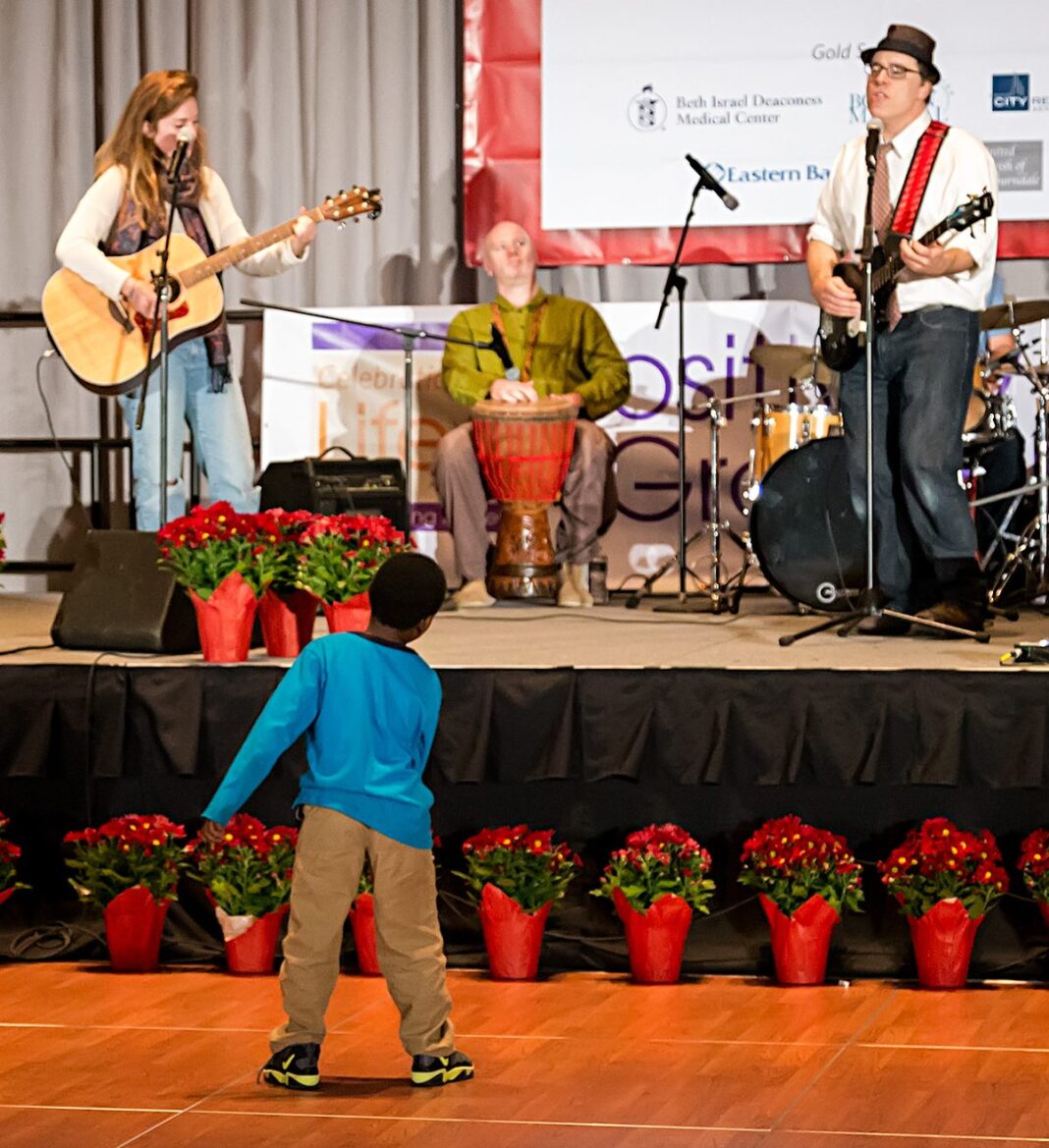 20160102_celebration-of-life-thanksgiving-dinner-10