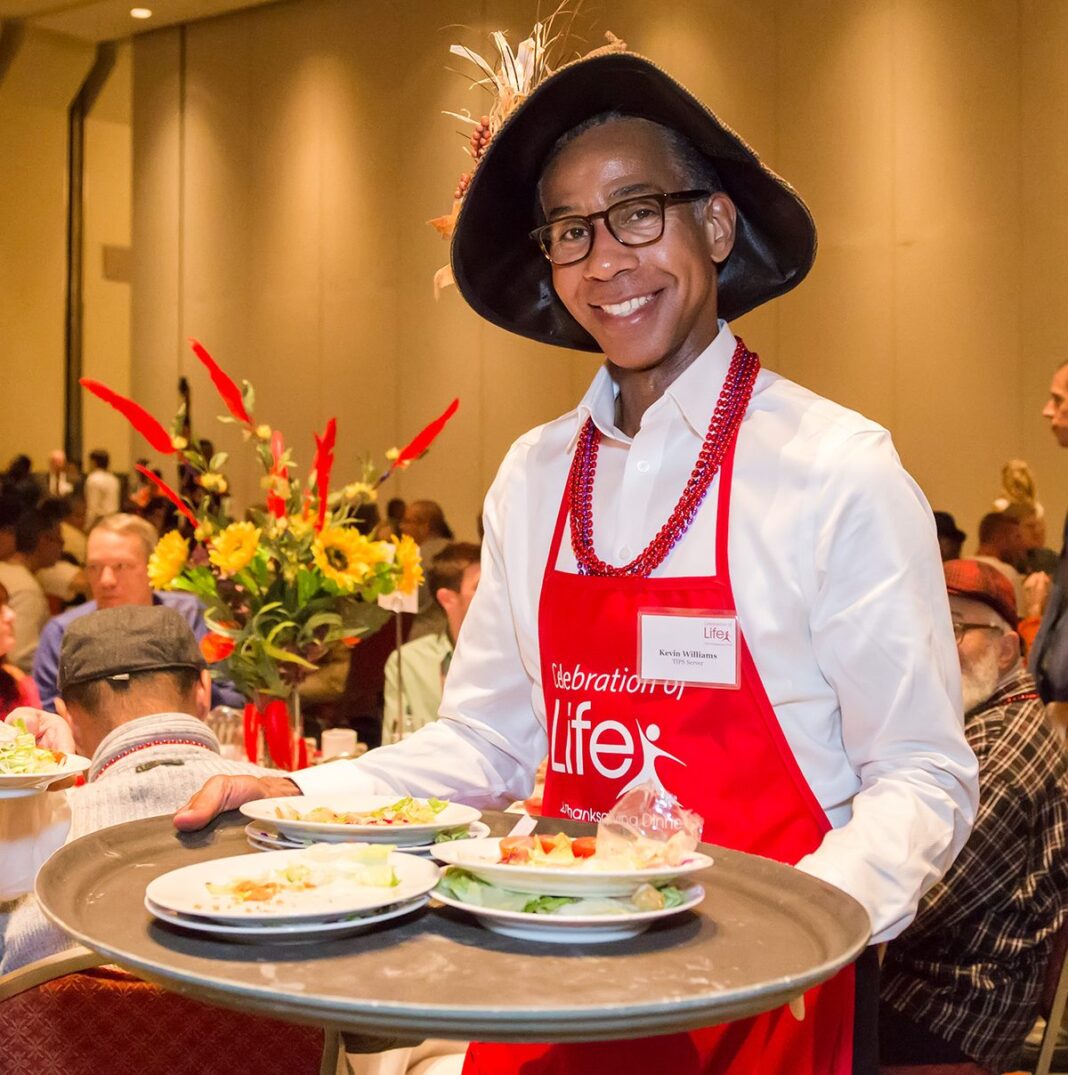 20160102_celebration-of-life-thanksgiving-dinner-7