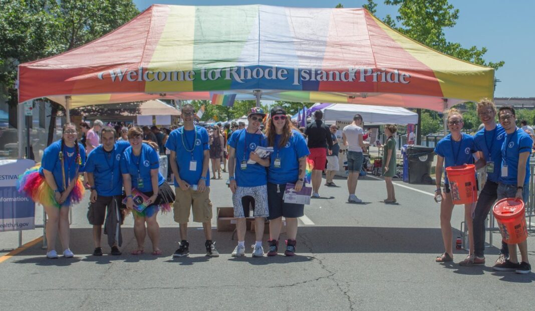 20160910_rhode-island-pridefest-illuminated-night-4