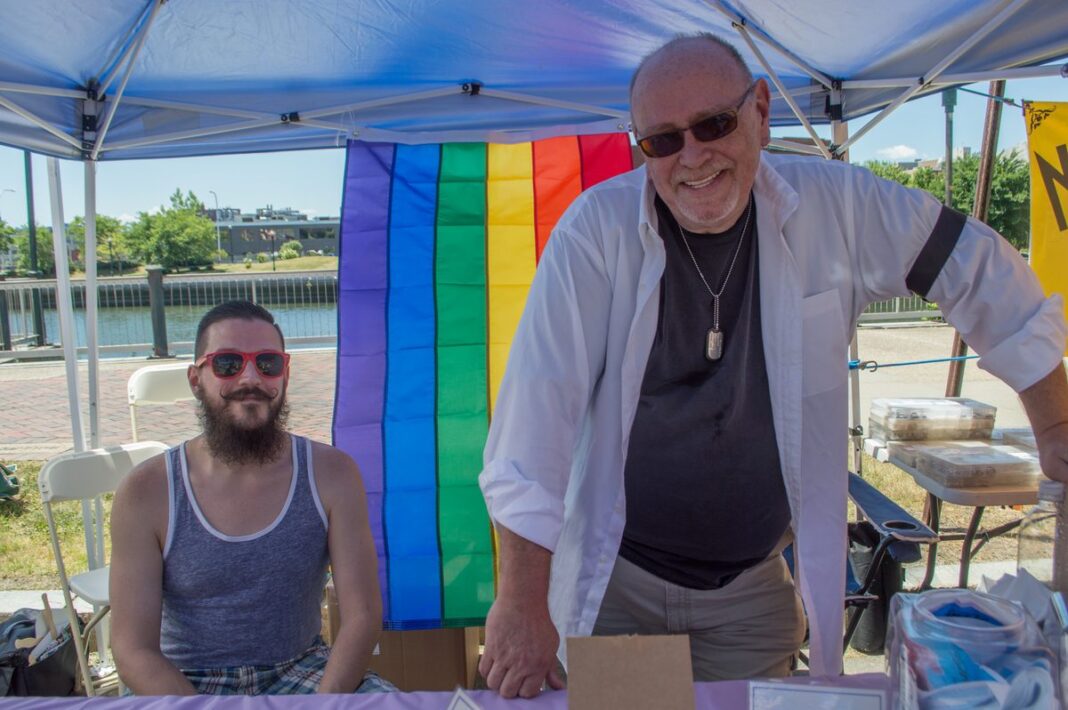 20160910_rhode-island-pridefest-illuminated-night-7
