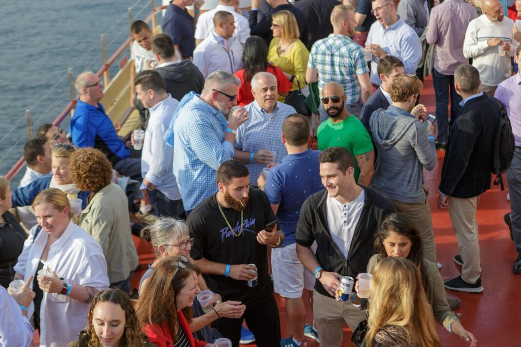 20180910_boston-spirit-summer-sunset-cruise-14