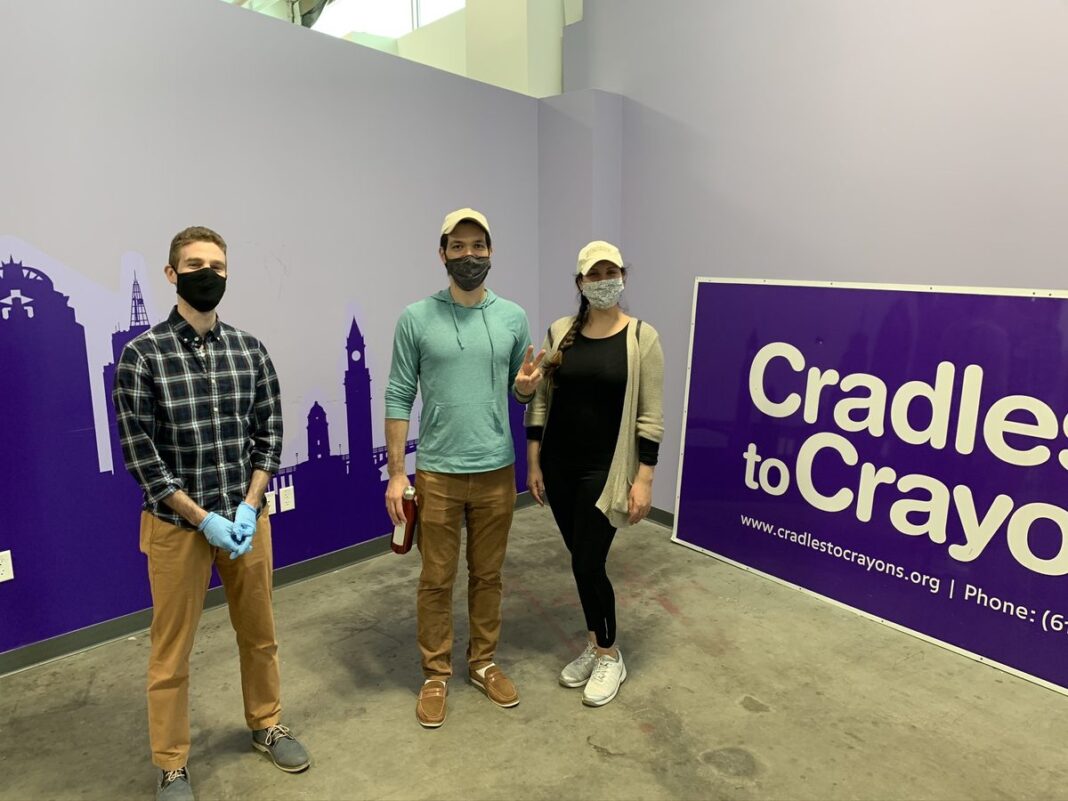 20201112_volunteering-at-cradles-to-crayons-10