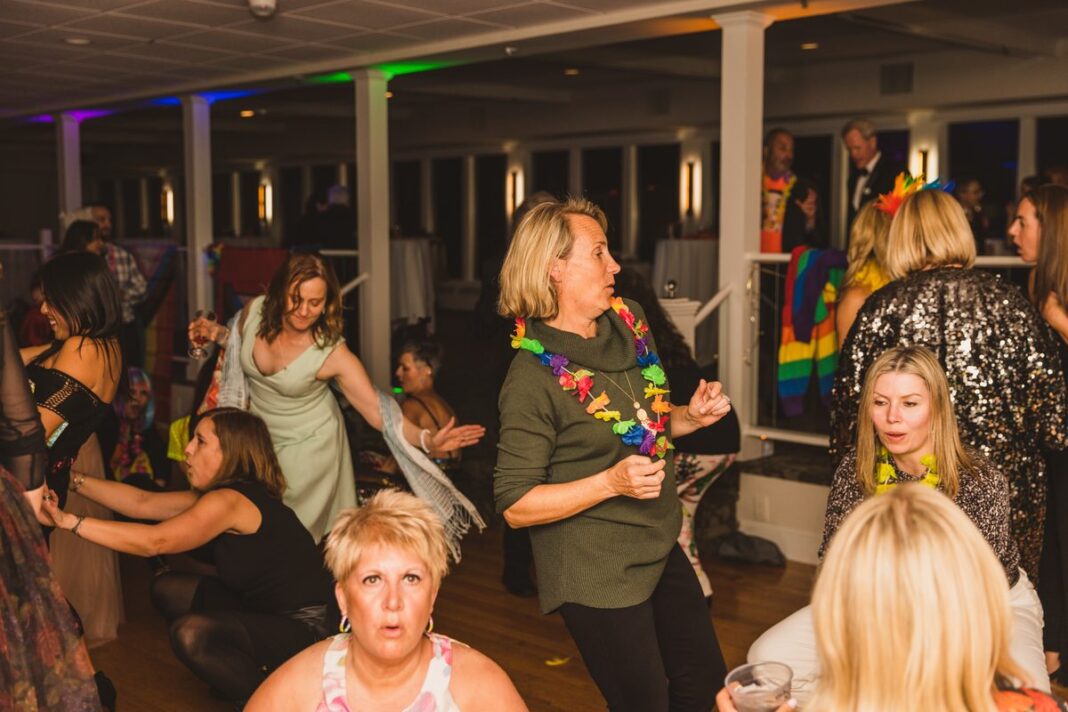 20220708_true-colors-hingham-pride-prom-10