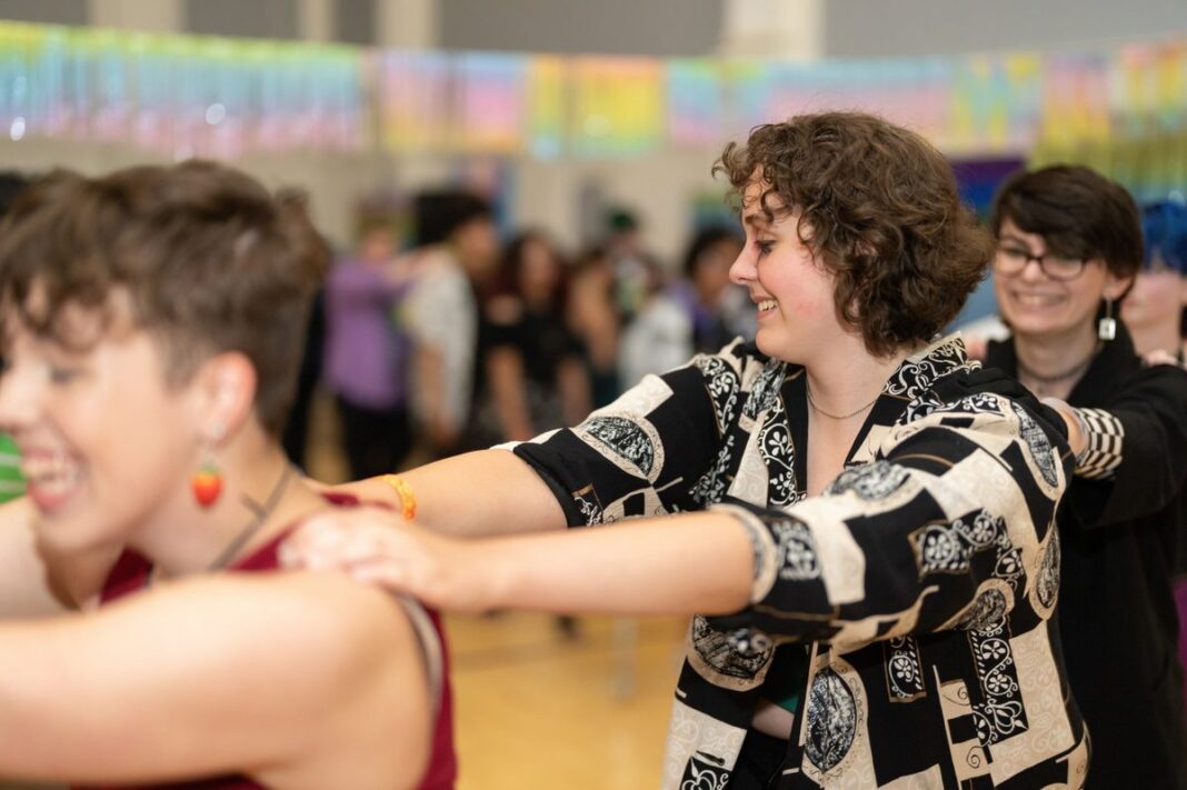 20220910_be-you-prom-9