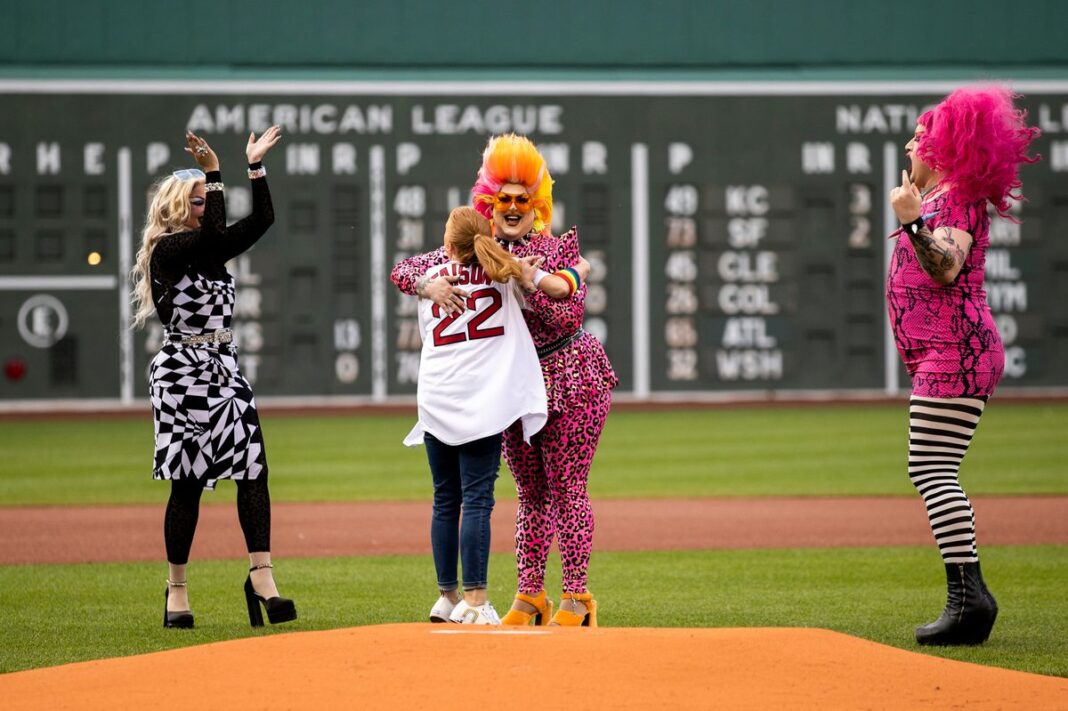 20220910_pride-night-at-fenway-park-6