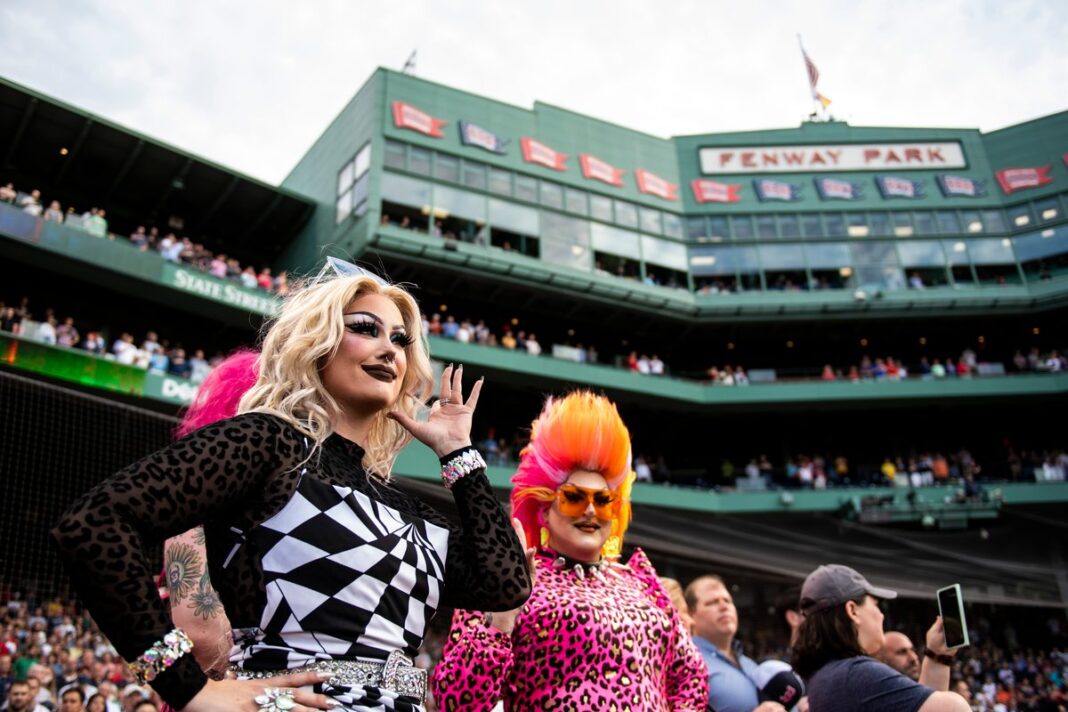 20220910_pride-night-at-fenway-park-7