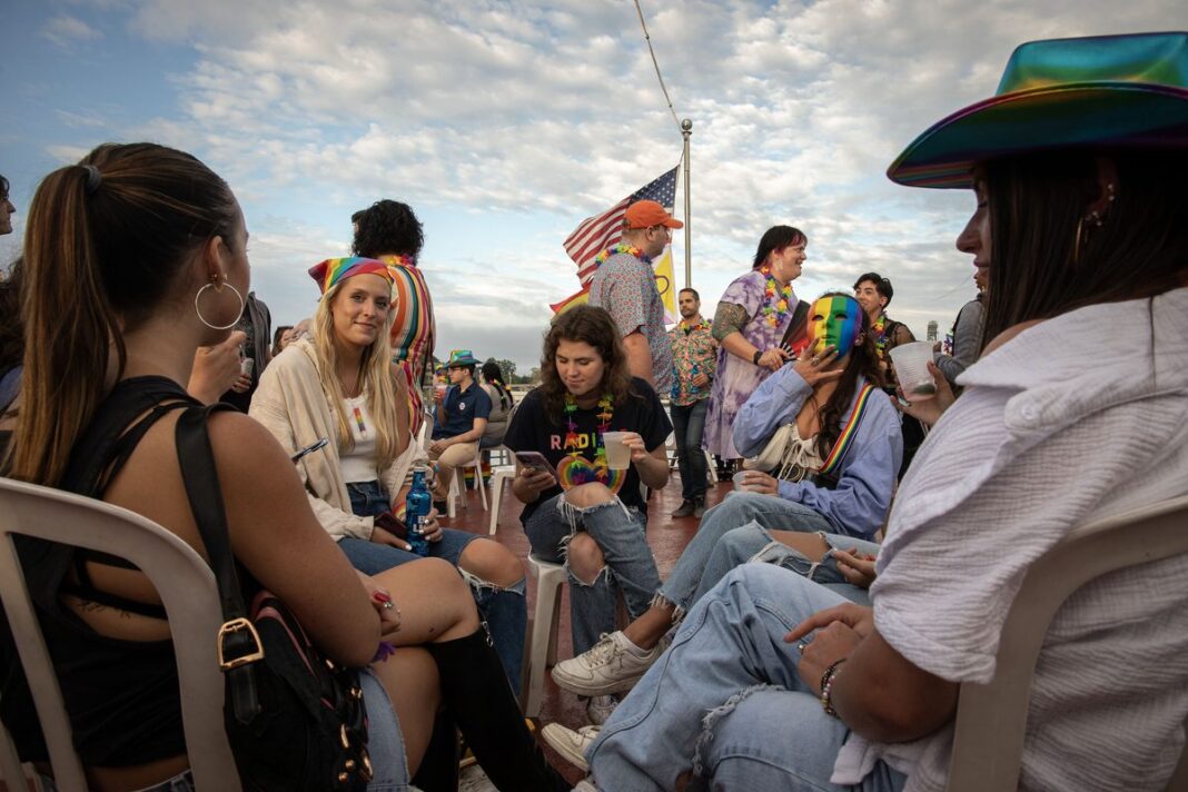 20230910_seacoast-nh-pride-sunset-cruise-4