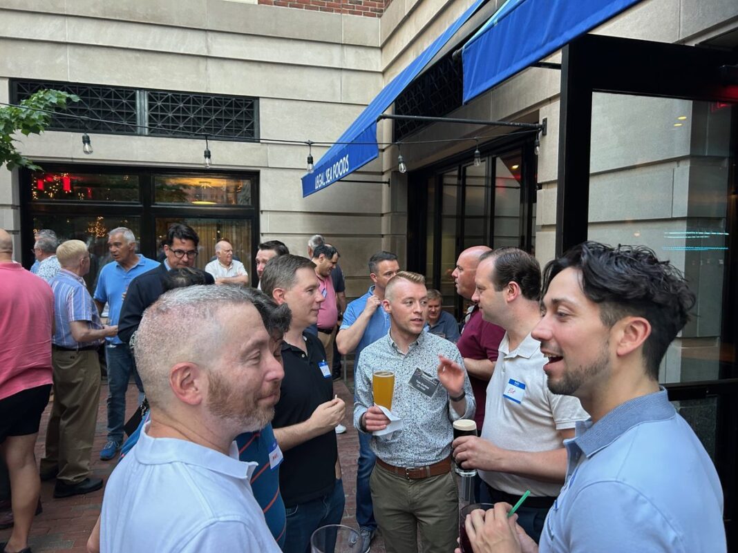 20240910_boston-gay-professionals-networking-event-5