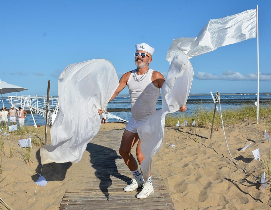 20241112_ptown-white-party-2024-5