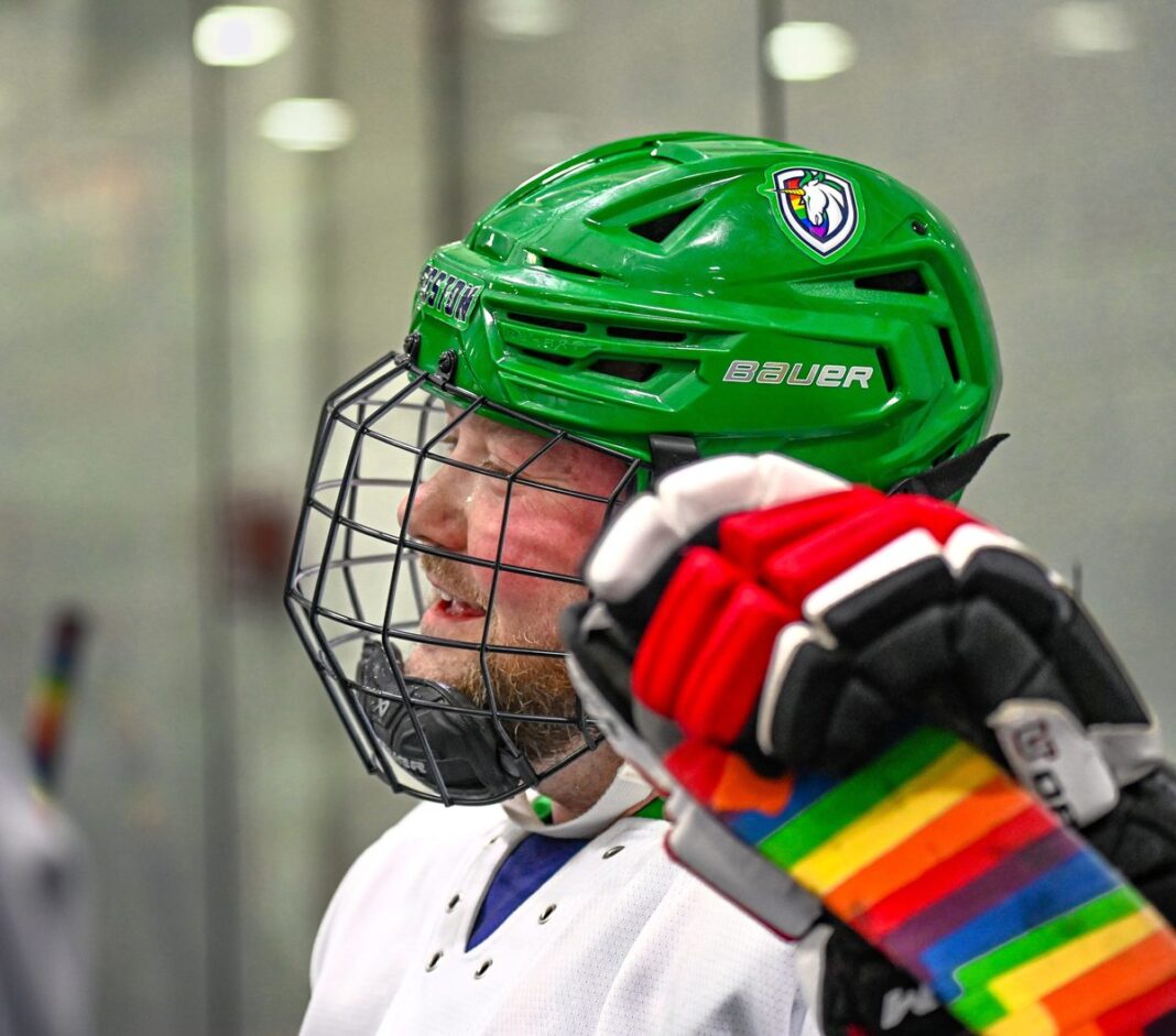 20250304_boston-pride-hockey-1
