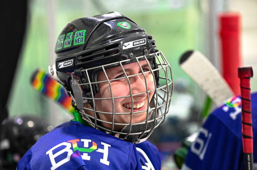 20250304_boston-pride-hockey-3