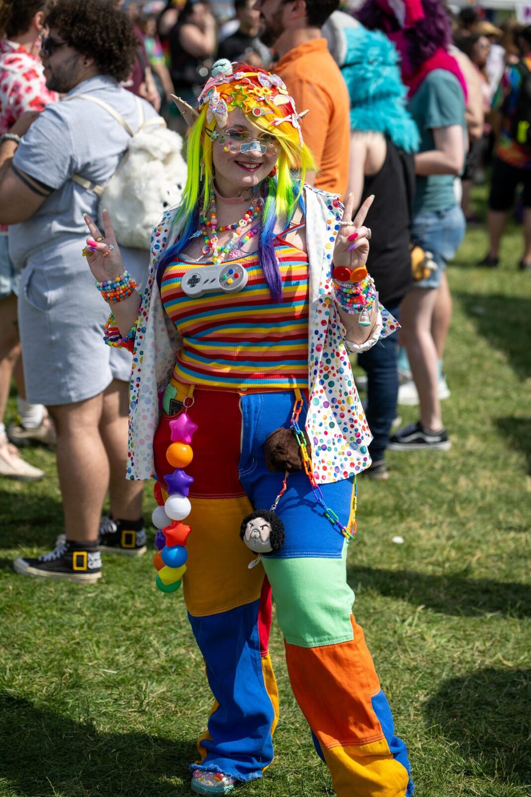 20250910_ri-pridefest-illuminated-parade-3